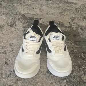 New women’s Vans Sneakers